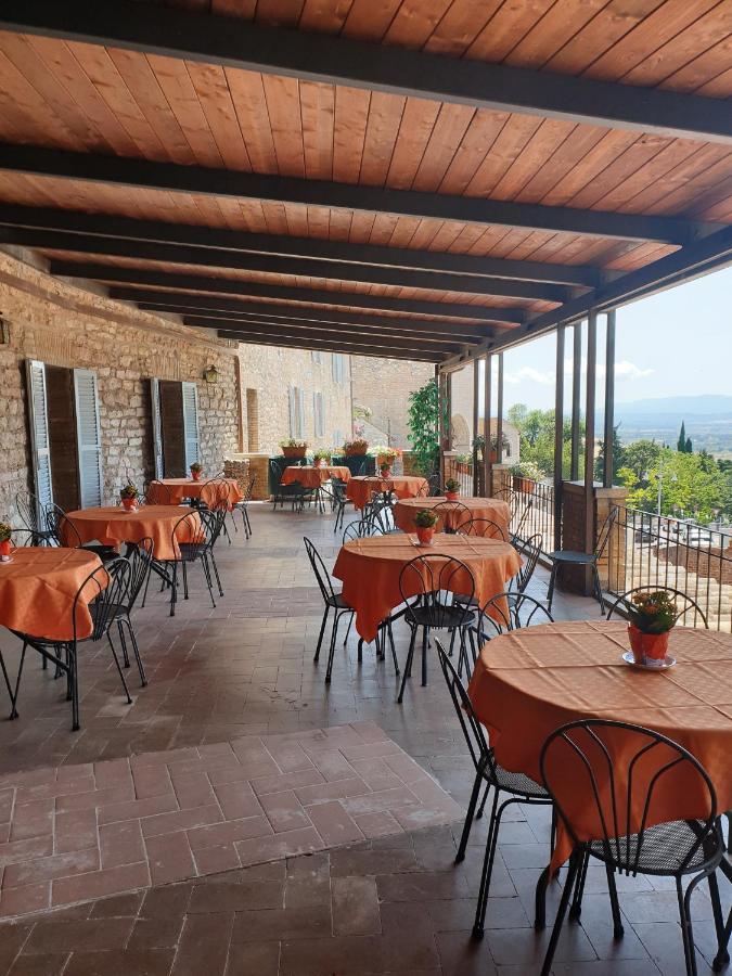 Hotel Il Castello Assisi Luaran gambar
