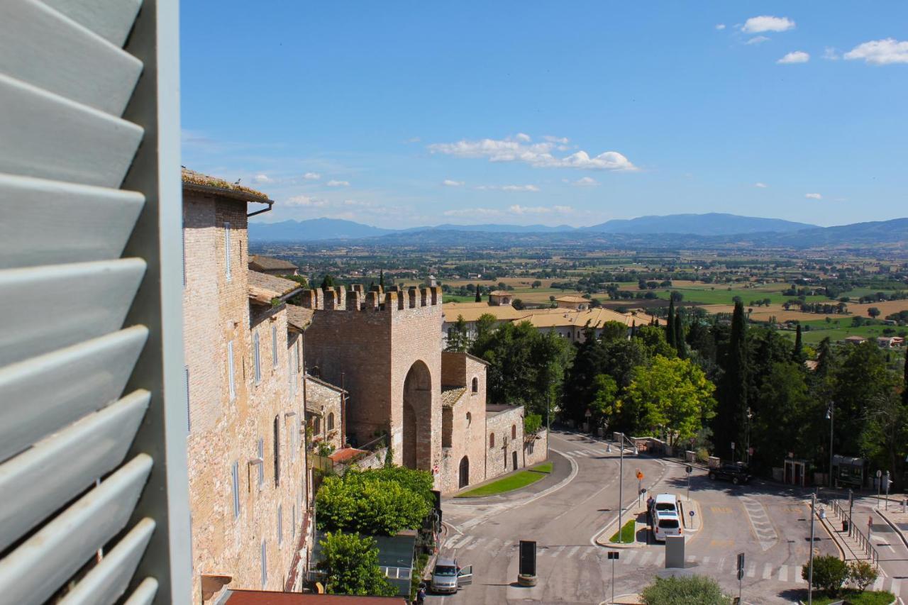 Hotel Il Castello Assisi Luaran gambar
